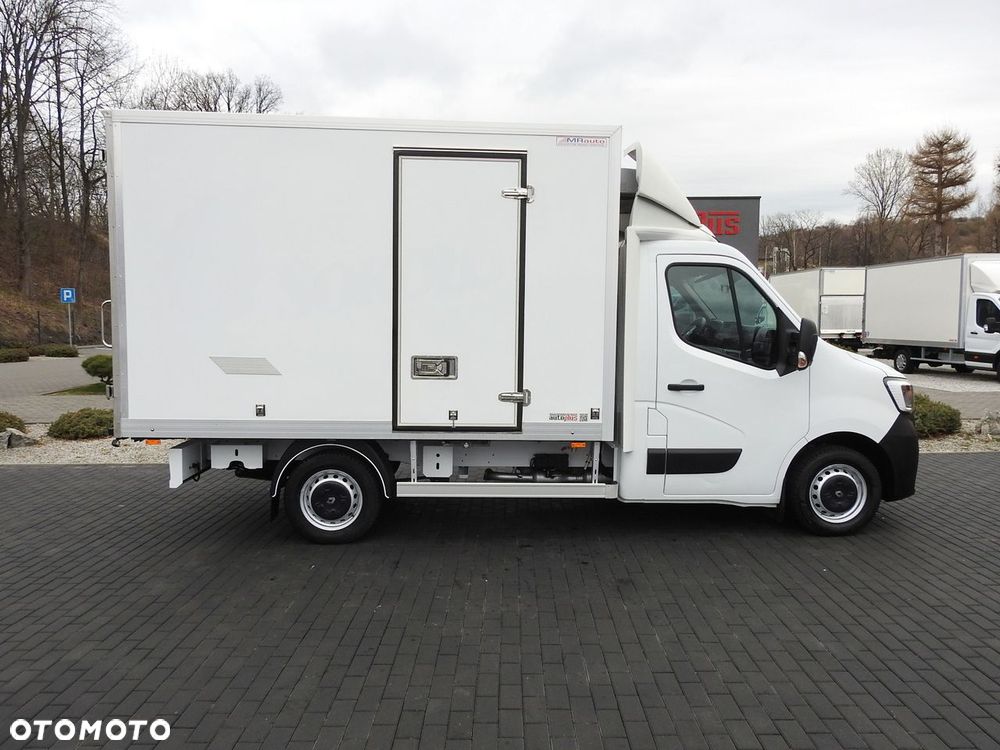 Renault MASTER  CHŁODNIA KONTENER 0*C LEDY KLIMATYZACJA  145KM - 8
