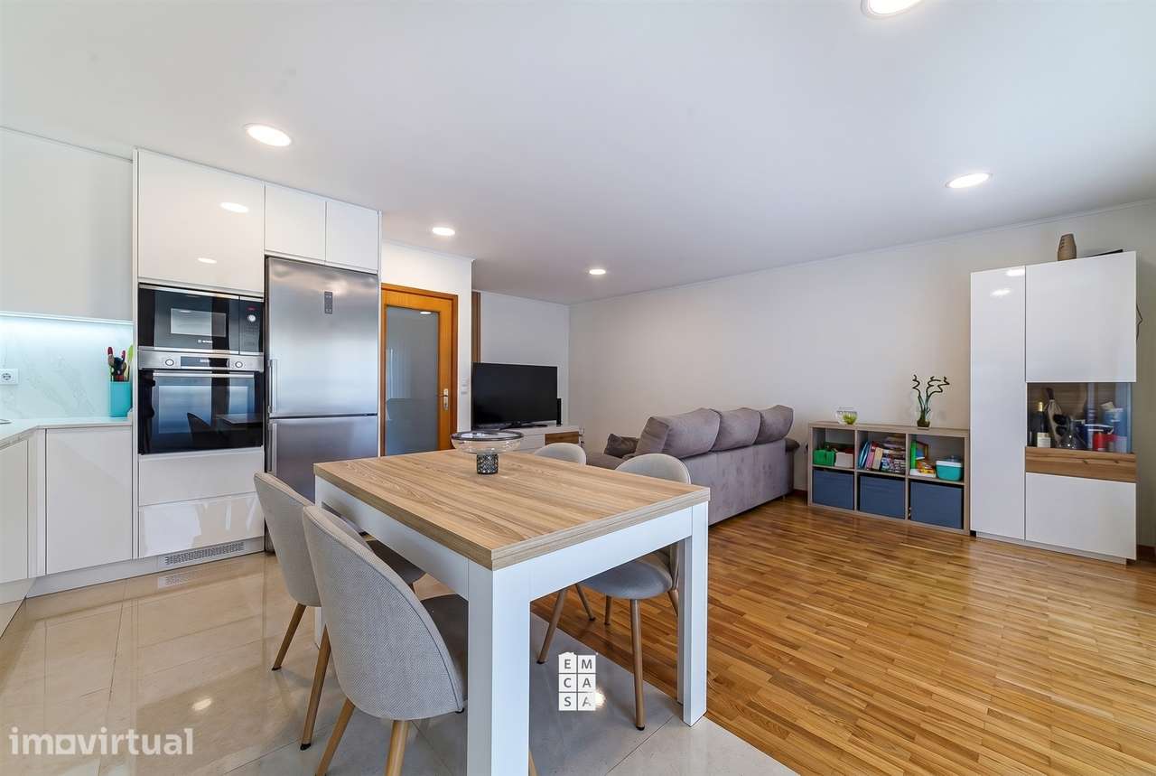 Apartamento T2 Venda em Gulpilhares e Valadares,Vila Nova de Gaia - Grande imagem: 3/41