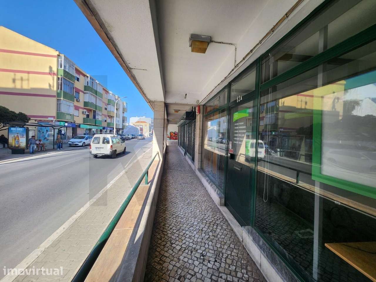 Loja para Arrendamento no Barreiro | 200 m2 | Excelente Potencial Come - Grande imagem: 2/20