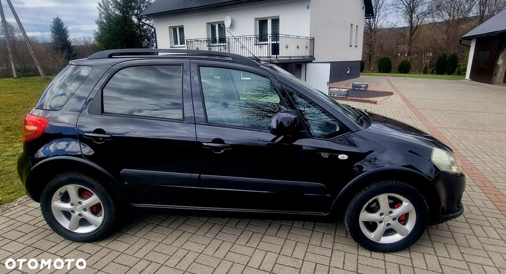 Suzuki SX4 1.6 GS / Premium 4WD - 5