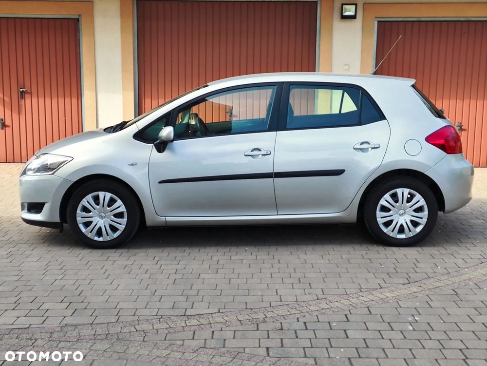 Toyota Auris 1.6 VVT-i Sol - 9