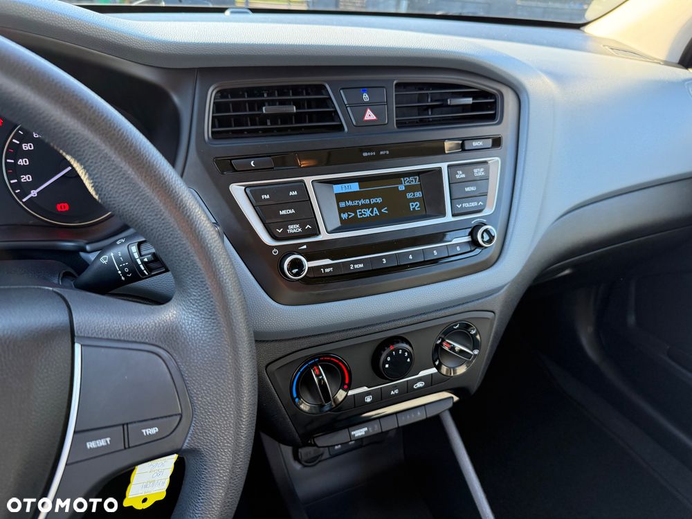 Hyundai i20 1.2 Classic - 26