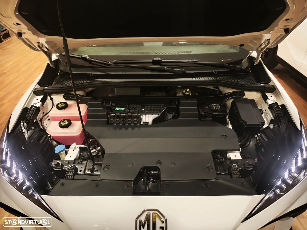 MG MG4 51 kWh Standard - 41