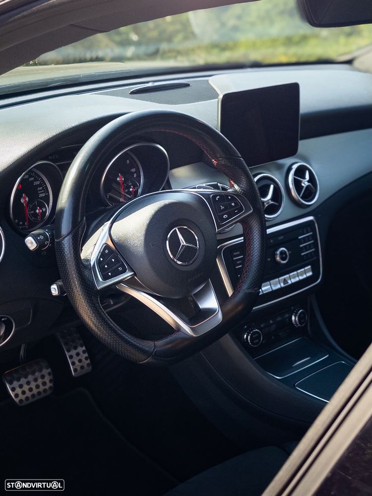 Mercedes-Benz CLA 200 d 4Matic 7G-DCT AMG Line - 15