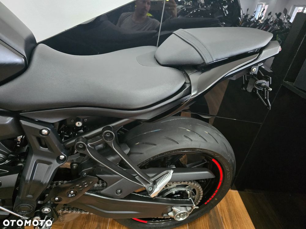 Yamaha MT - 14