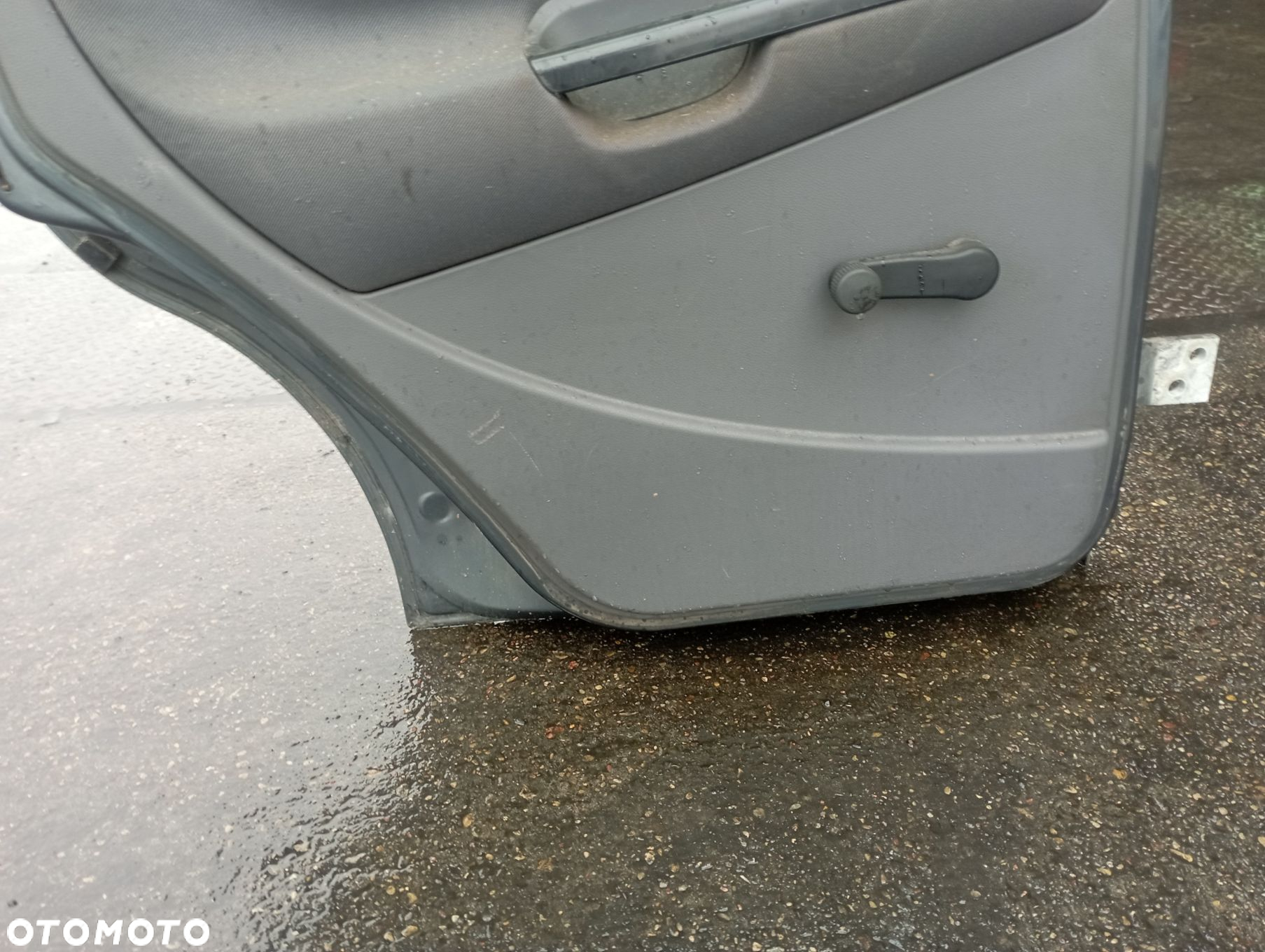 DRZWI LEWY TYŁ

 SEAT
 IBIZA II LIFT - 7