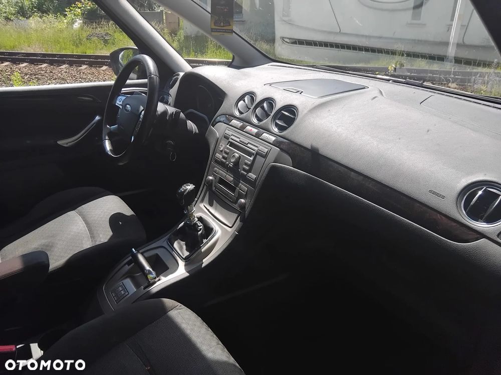 Ford Galaxy 2.0 TDCi Ghia - 6