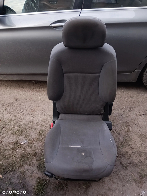 Fotel kierowcy Peugeot Partner III Citroen Berlingo III 2008-2018