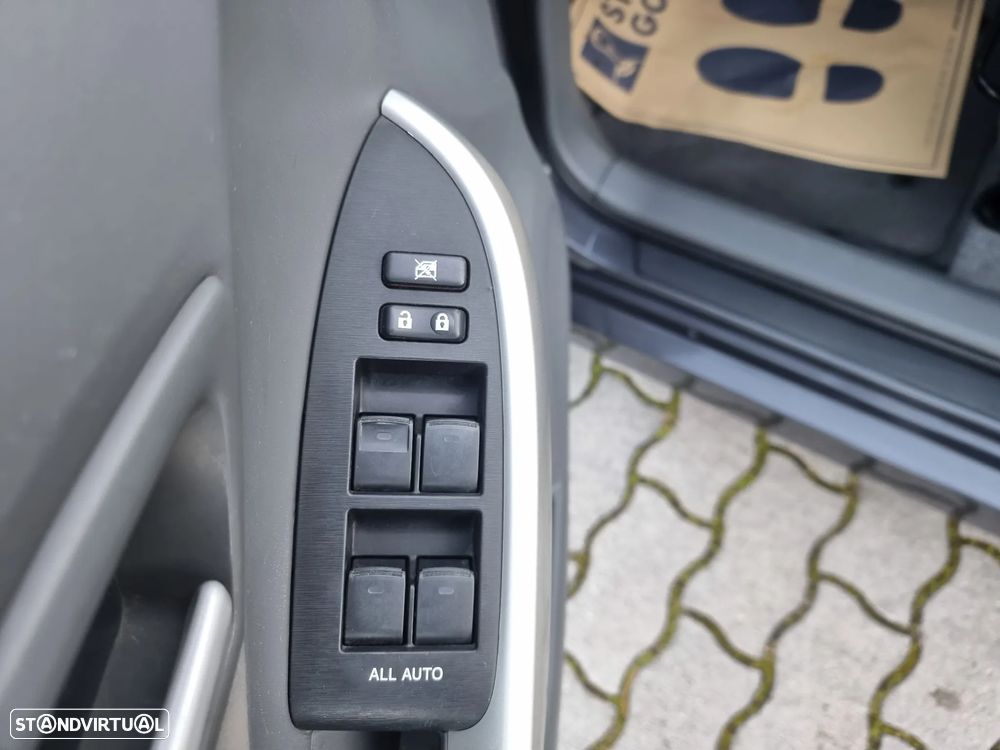 Toyota Prius 1.8 Premium - 8