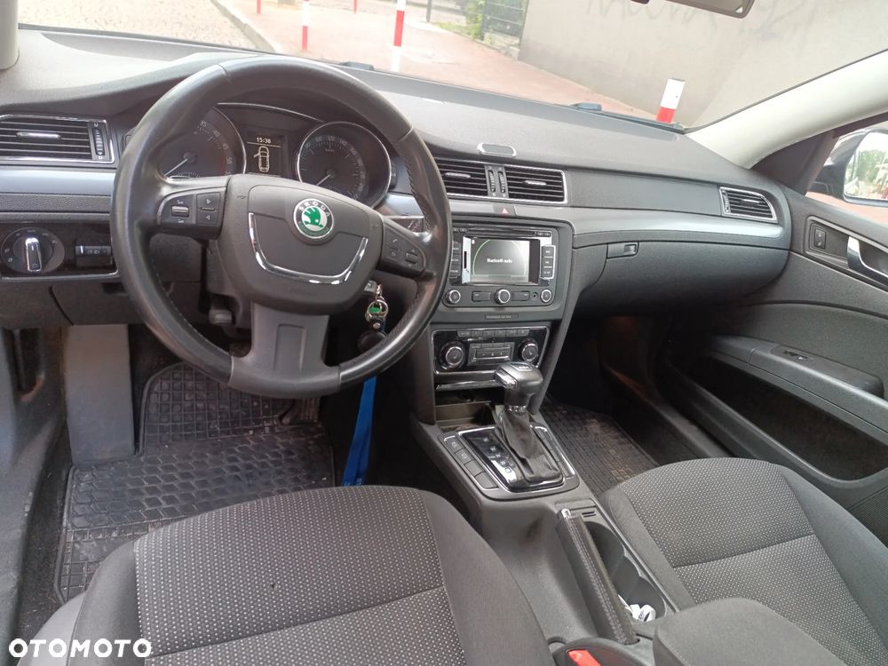 Skoda Superb 2.0 TDI 4x4 Comfort DSG - 5