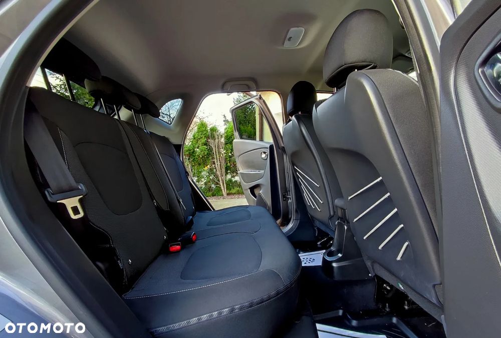 Renault Captur - 36