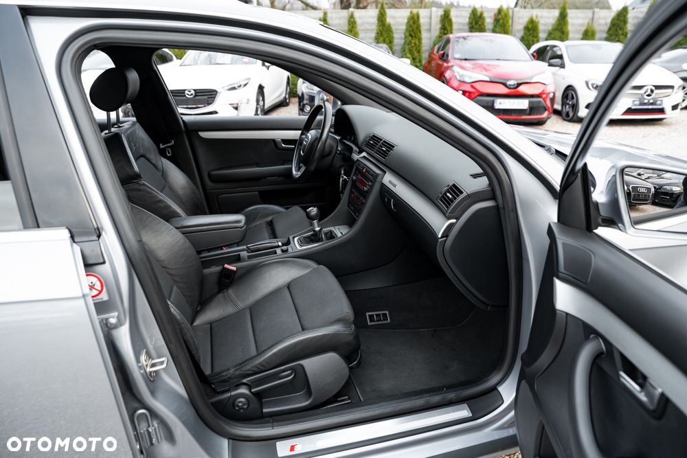 Audi A4 Avant 1.8 T quattro - 22