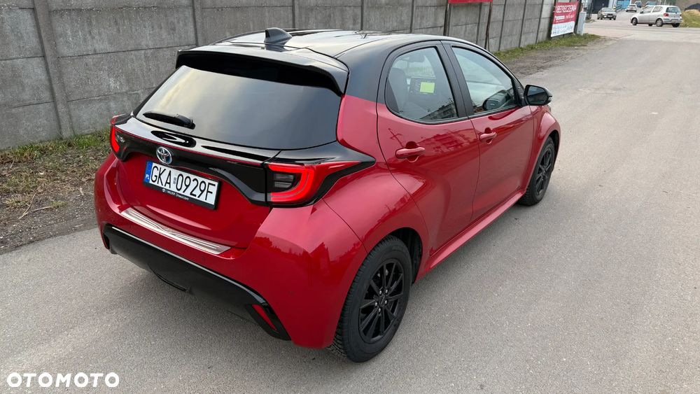 Toyota Yaris Hybrid 1.5 Executive - 3