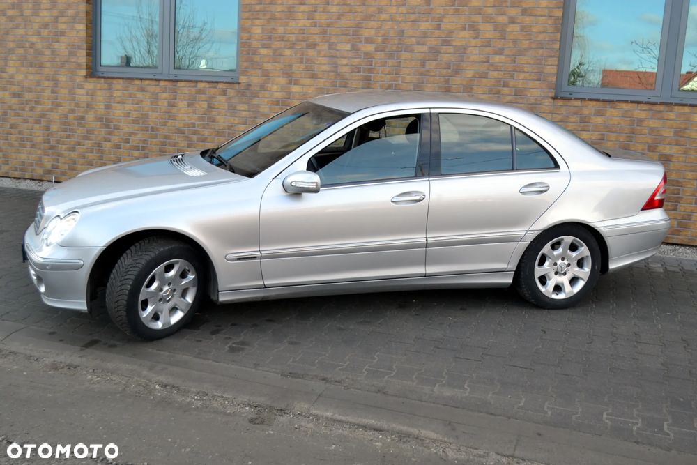 Mercedes-Benz Klasa C 200 Kompressor Automatik Elegance - 11