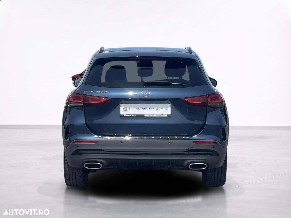 Mercedes-Benz GLA 250 e - 5
