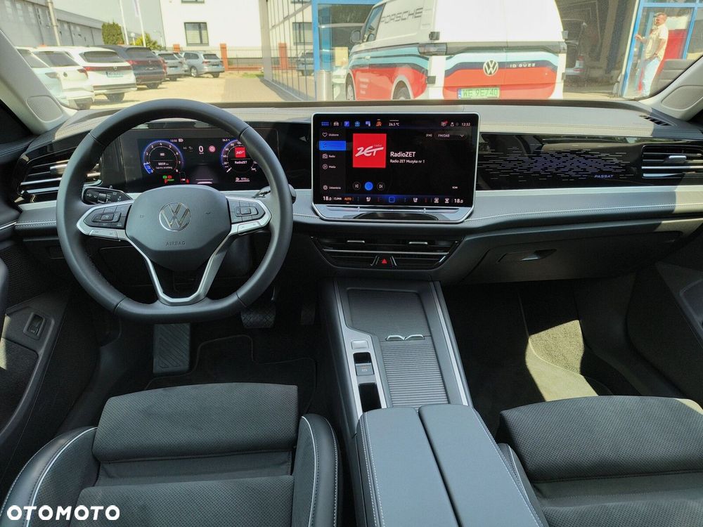 Volkswagen Passat - 14