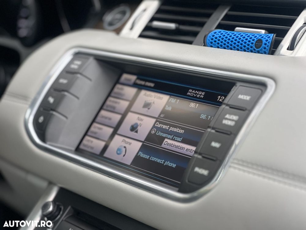 Land Rover Range Rover Evoque - 16