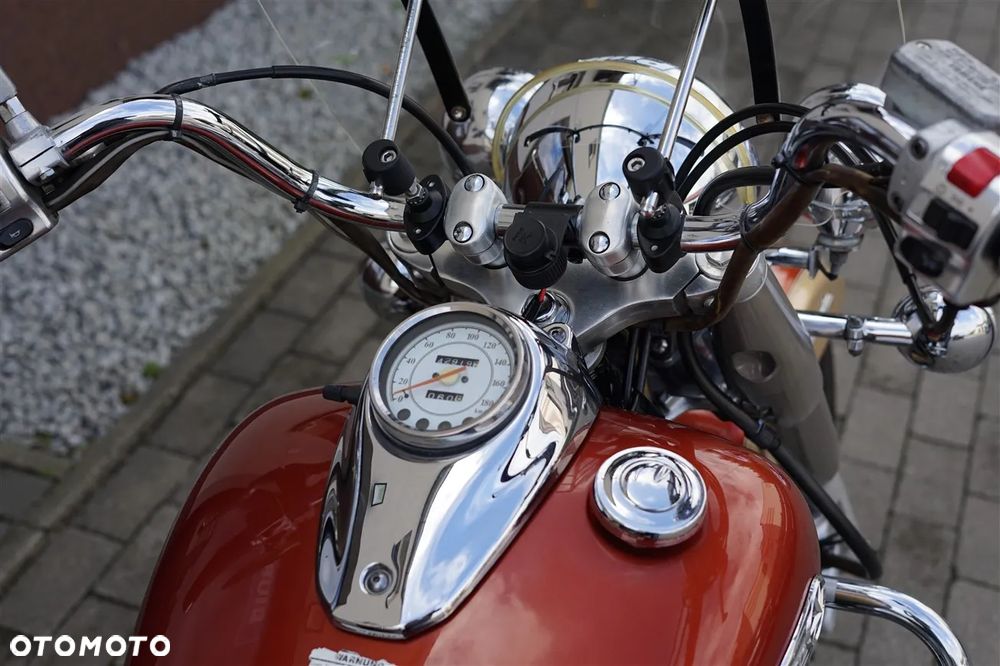 Yamaha XVS - 16