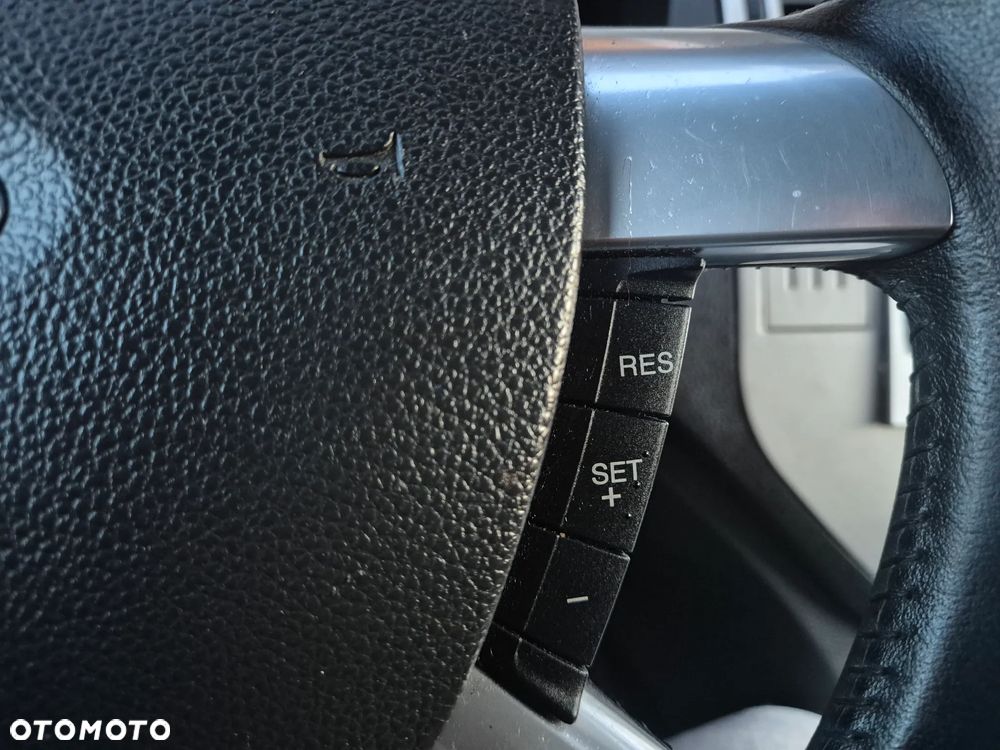 Ford Kuga 2.0 TDCi Titanium - 12