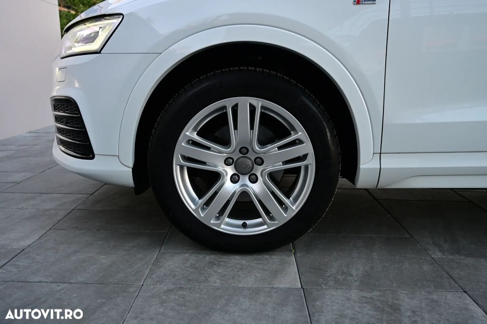 Audi Q3 - 22