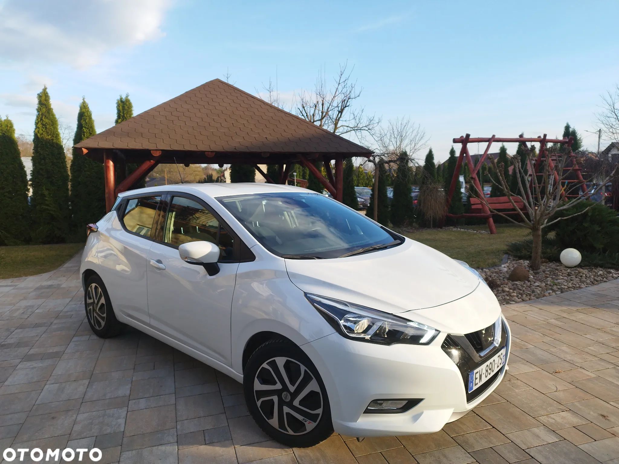 Nissan Micra - 1