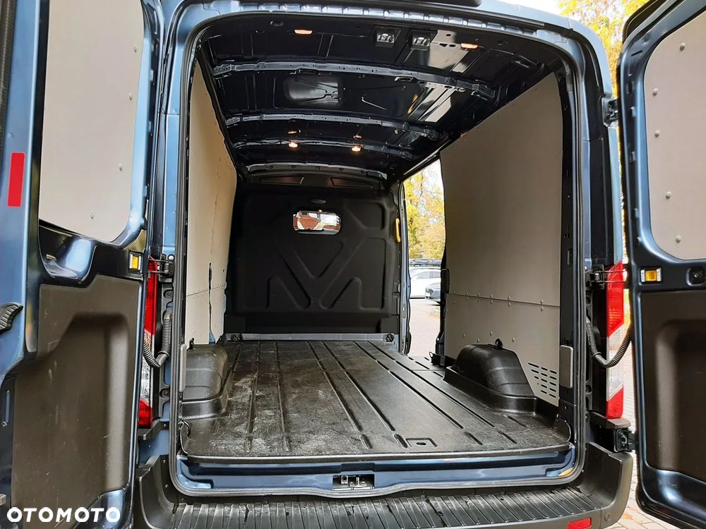 Ford Transit - 19