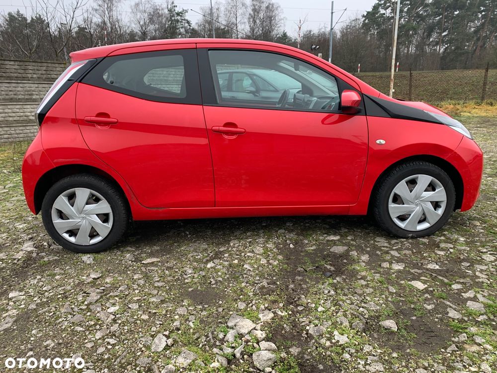 Toyota Aygo x-clusiv - 5
