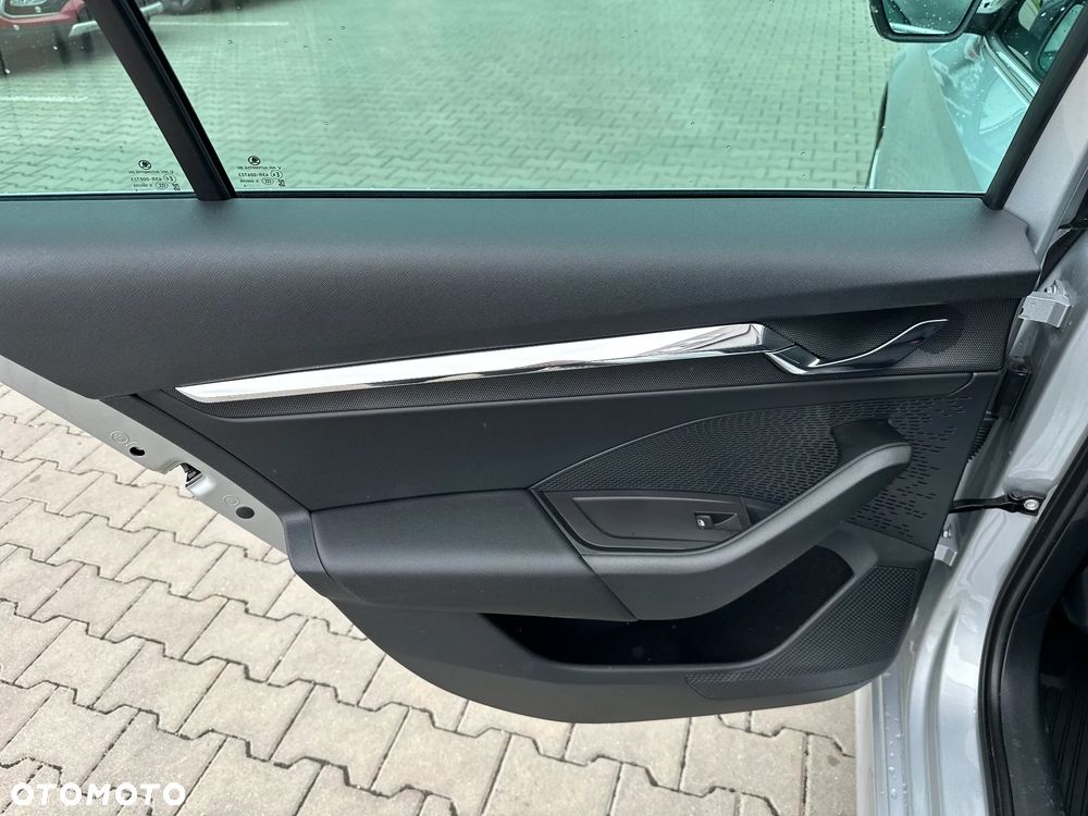 Skoda Octavia 1.5 TSI e-Tec Style DSG - 22