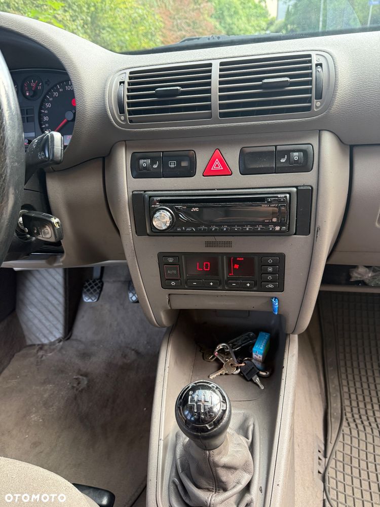Audi A3 3-drzwiowe - 8