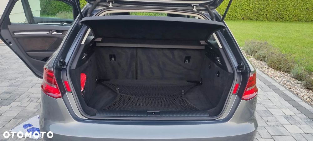 Audi A3 Sportback 2.0 TDI S tronic - 28