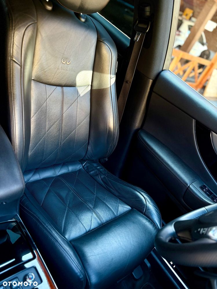 Infiniti QX70 5.0 S Premium - 16