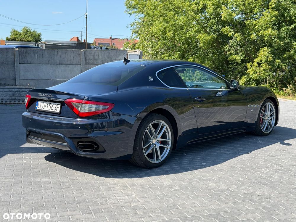 Maserati GranTurismo S - 9