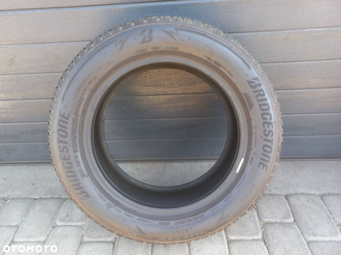 Opony zimowe Bridgestone 205/60/16 96H - 3