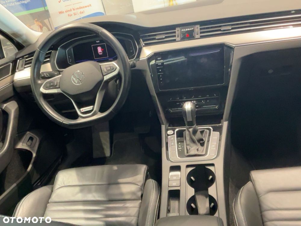 Volkswagen Passat - 7