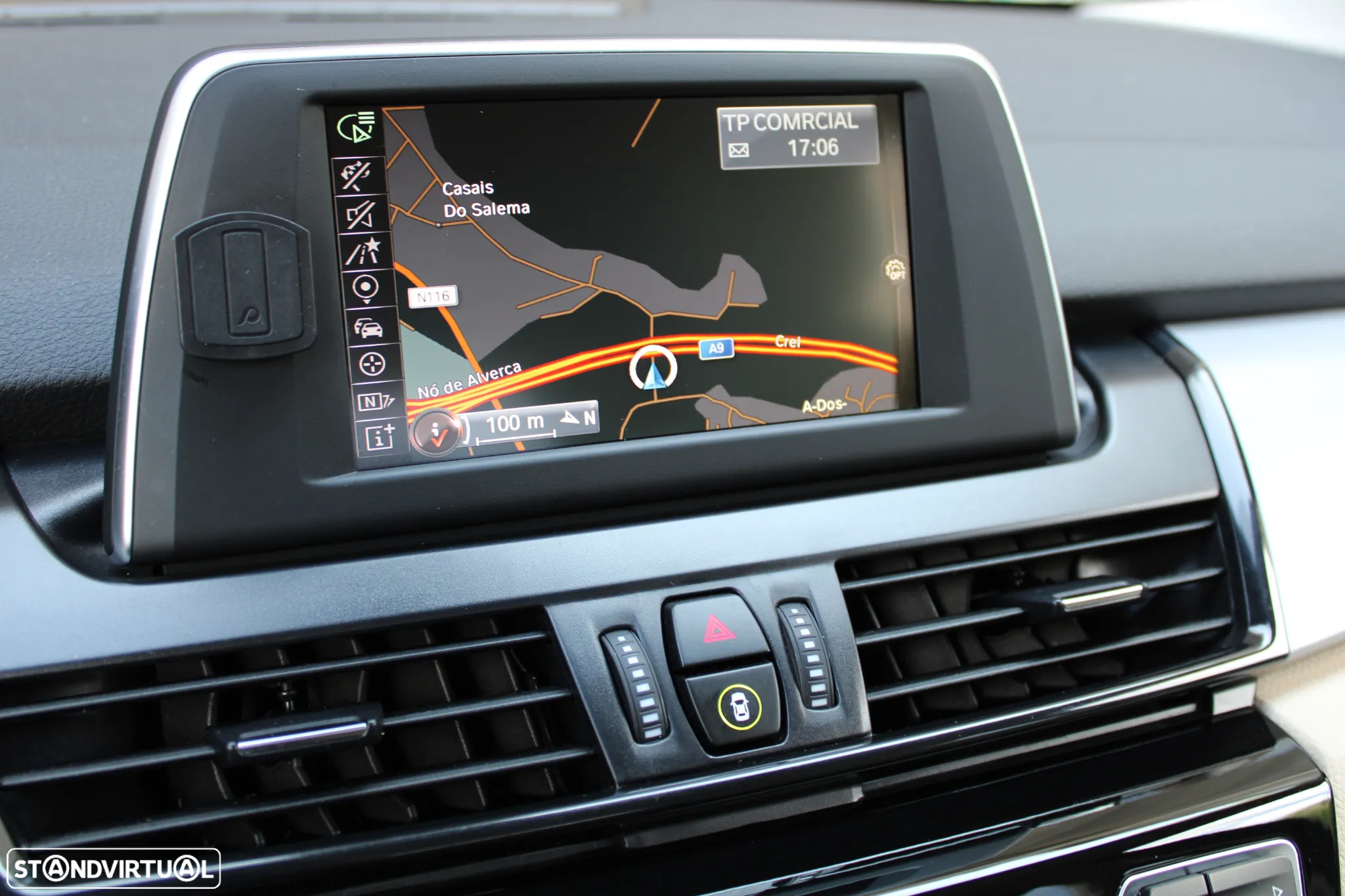 BMW 218 Active Tourer d Advantage Auto - 32