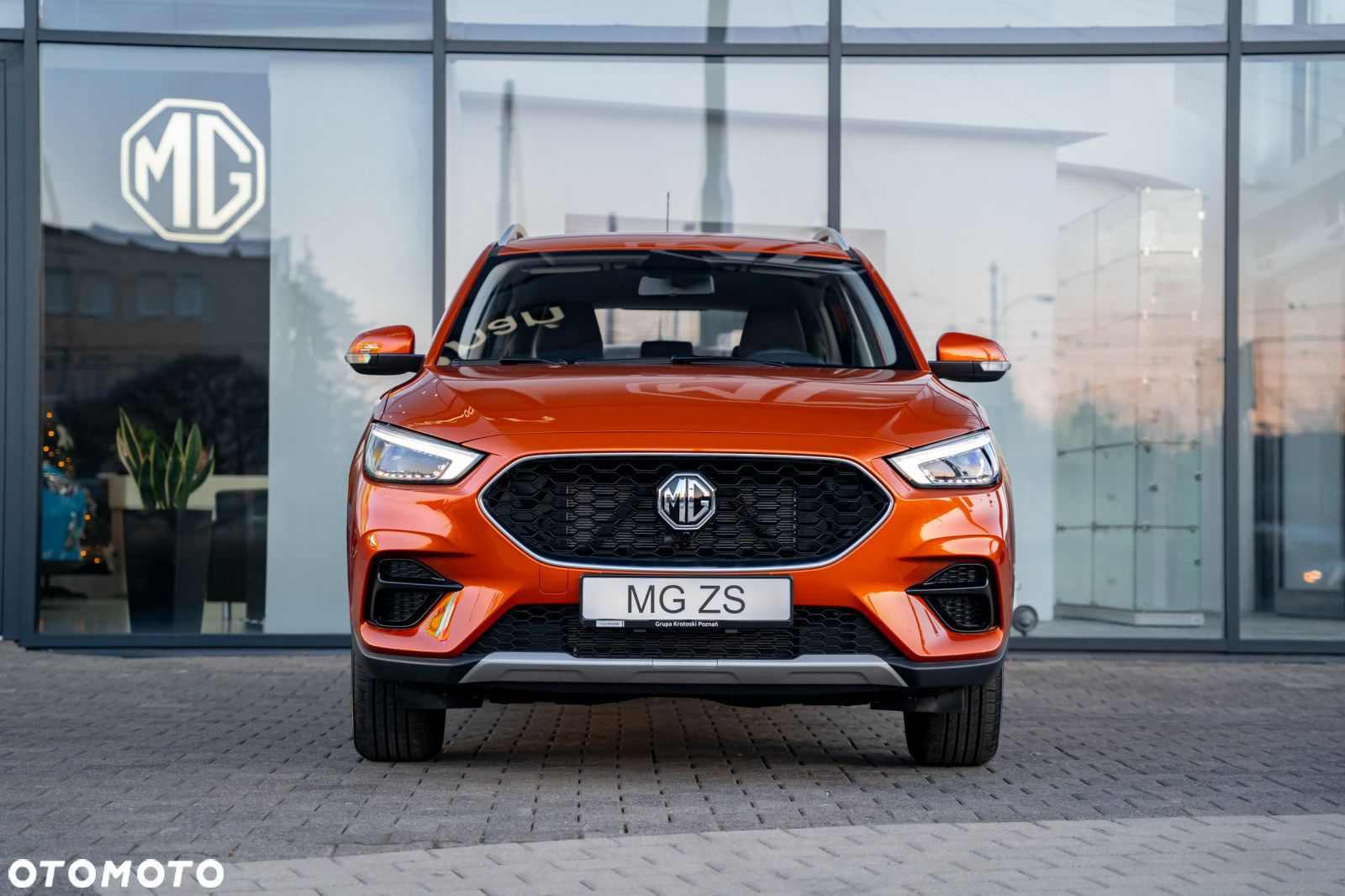 MG ZS - 4