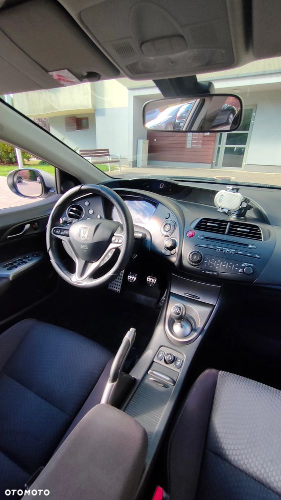 Honda Civic 1.8 Sport - 21