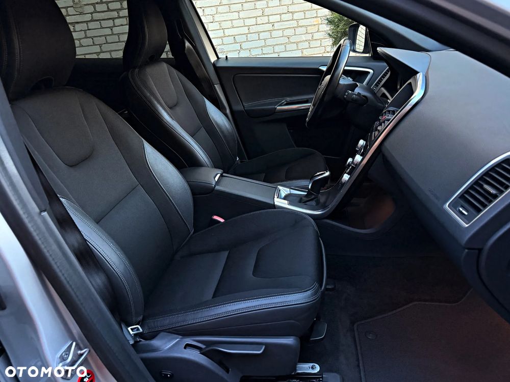 Volvo XC 60 D4 Geartronic Linje Inscription - 26