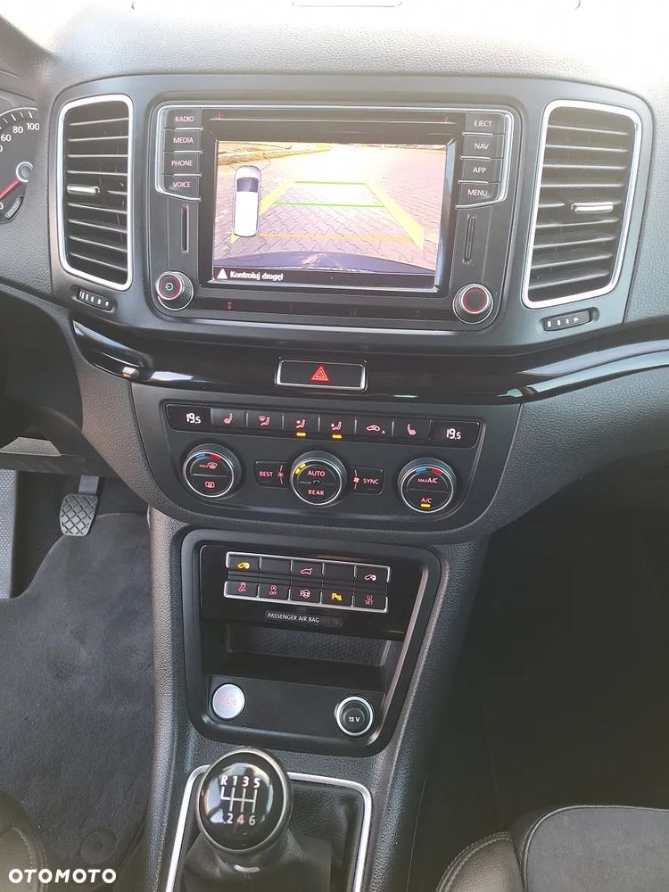 Volkswagen Sharan 2.0 TDI BMT Highline - 8