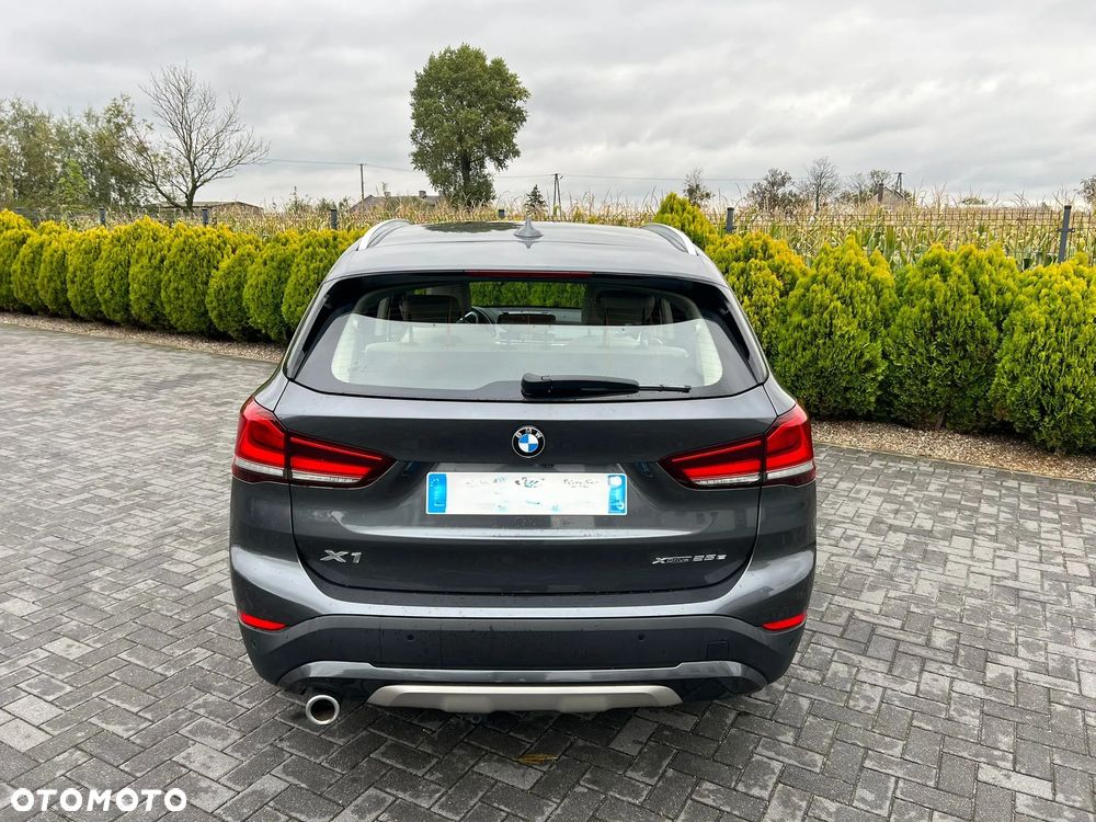 BMW X1 - 6