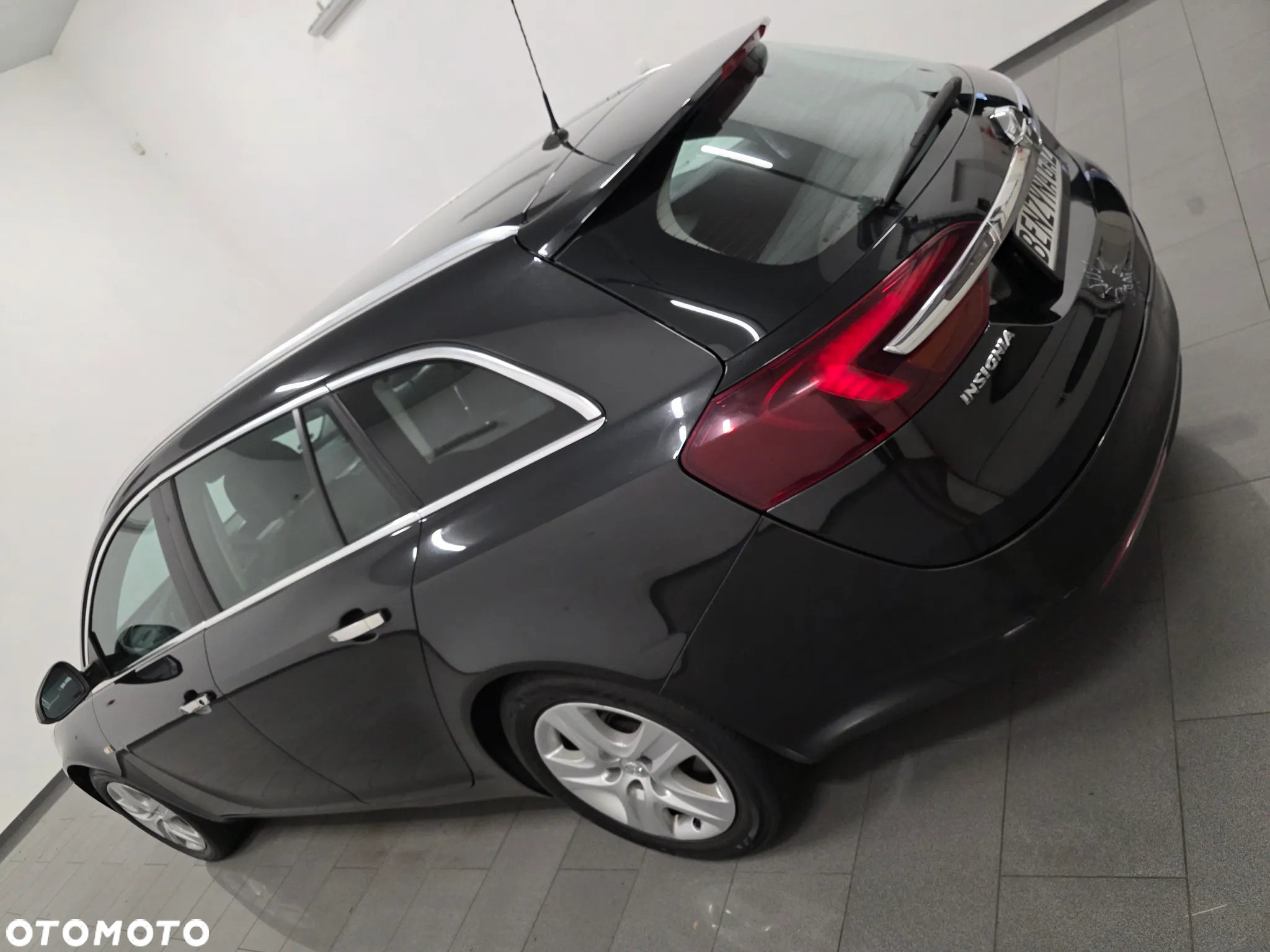 Opel Insignia 1.6 Turbo Sports Tourer - 32