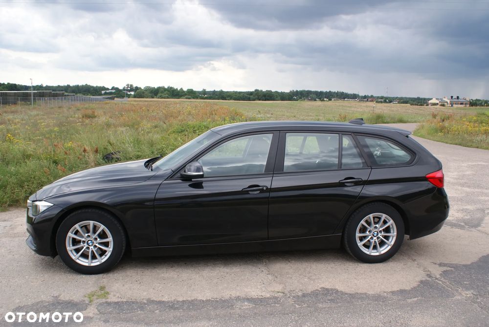 BMW Seria 3 320d - 11