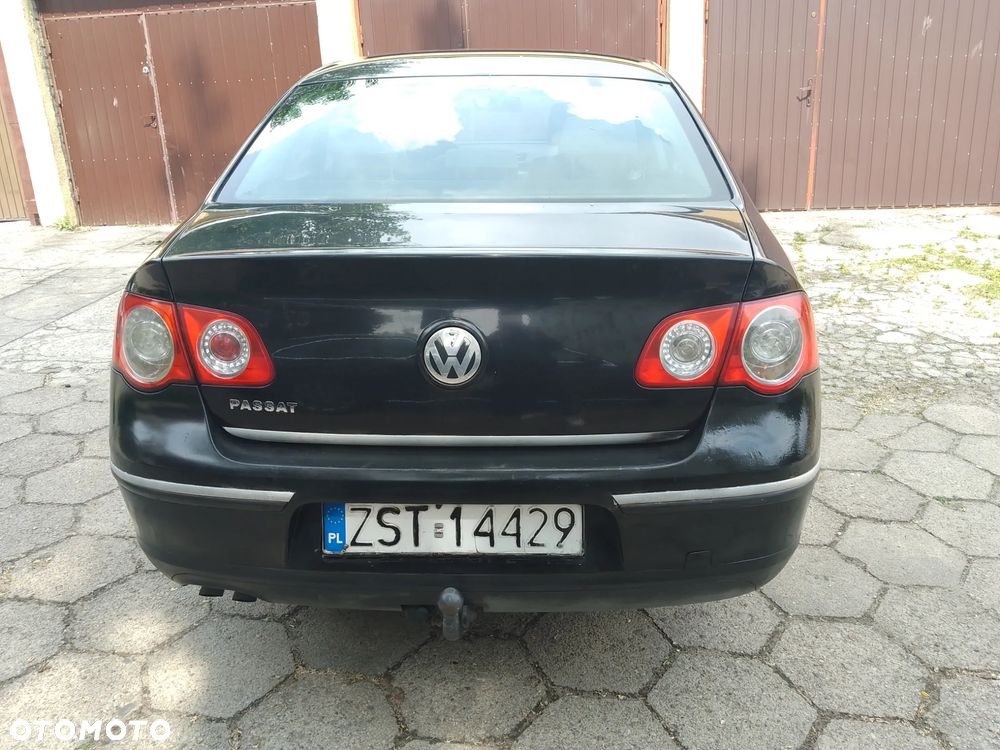 Volkswagen Passat 1.9 TDI Comfortline - 5
