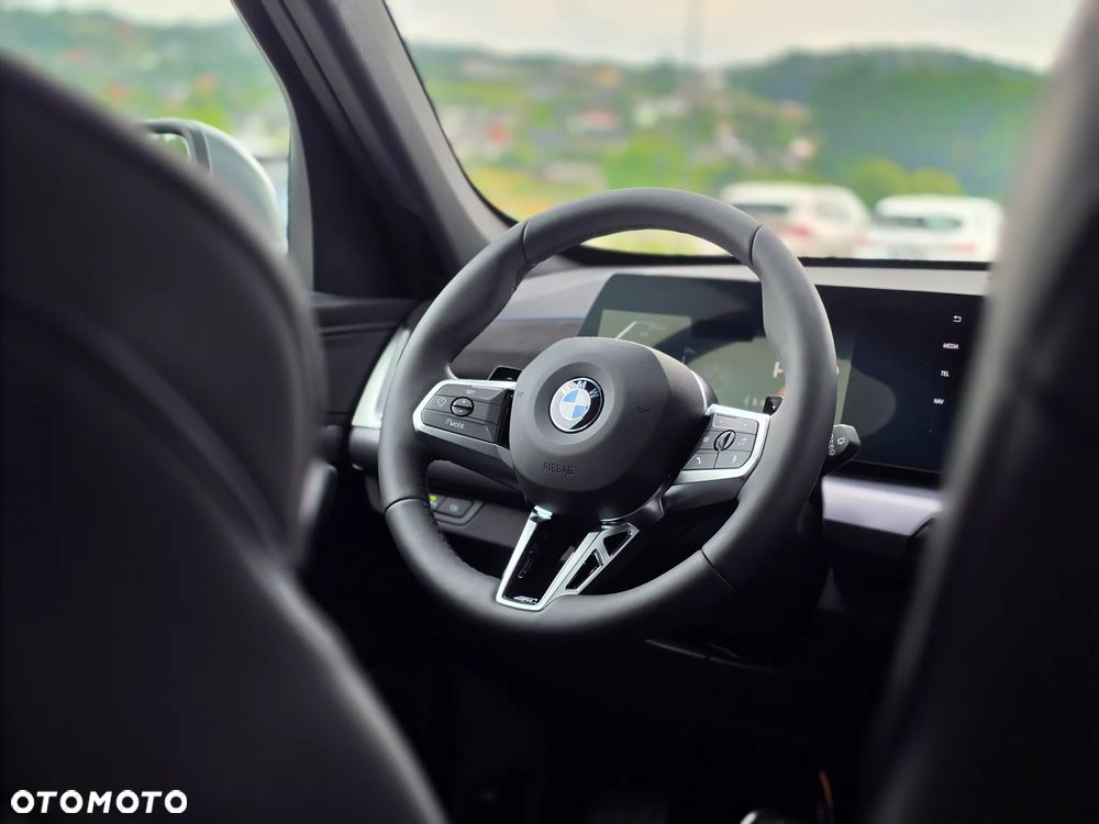 BMW X1 sDrive20i mHEV - 27