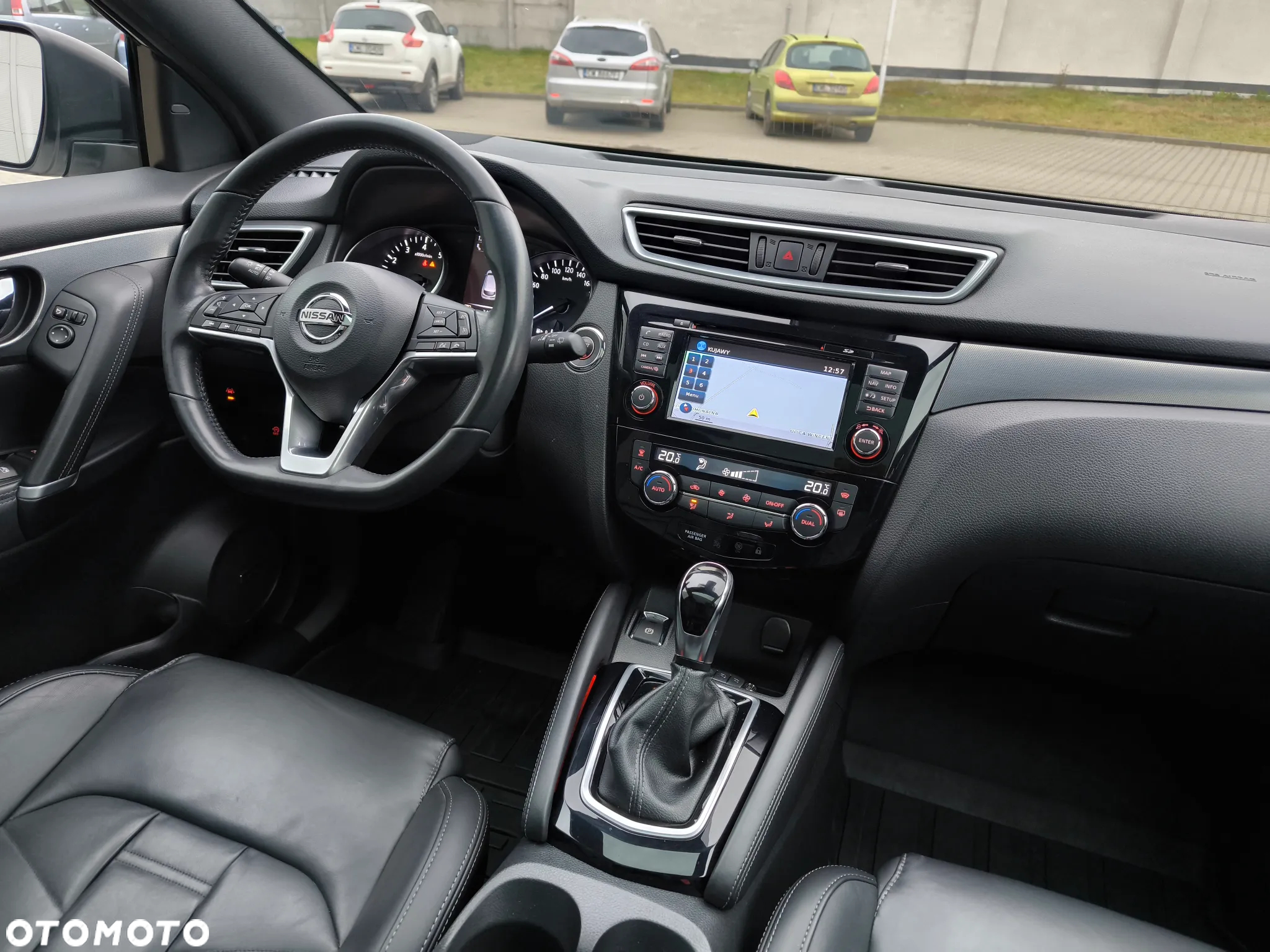 Nissan Qashqai - 10