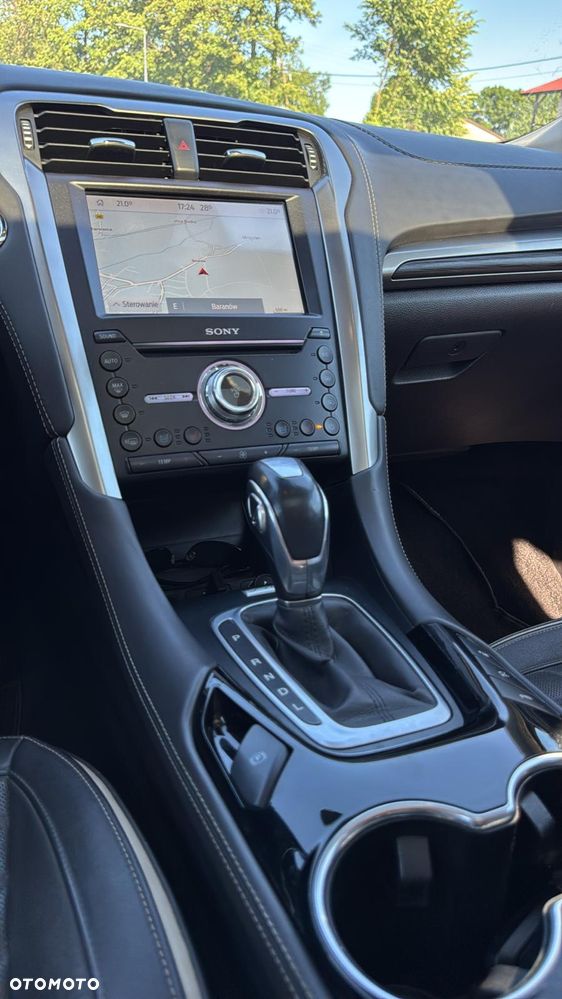 Ford Mondeo - 29