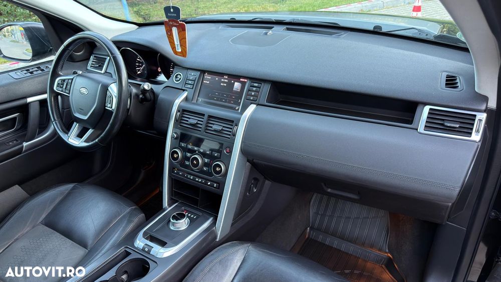 Land Rover Discovery Sport - 6