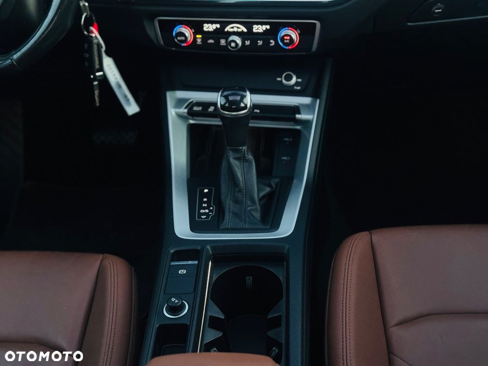 Audi Q3 40 TDI Quattro S tronic advanced - 11