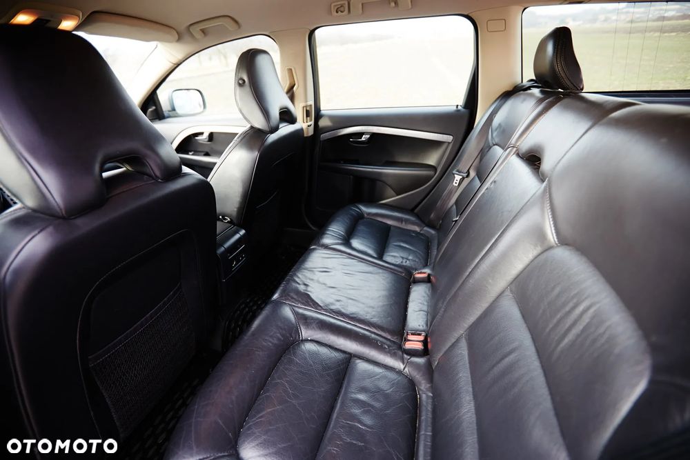 Volvo XC 70 D5 AWD Summum - 14