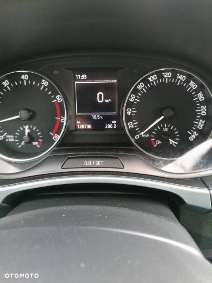 Skoda Fabia 1.0 Active - 11